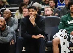  刚刚！迈阿密热火围绕亚冠内部沟通今晚费耶诺德备战亚冠，今晨NBA季后赛传出新动向