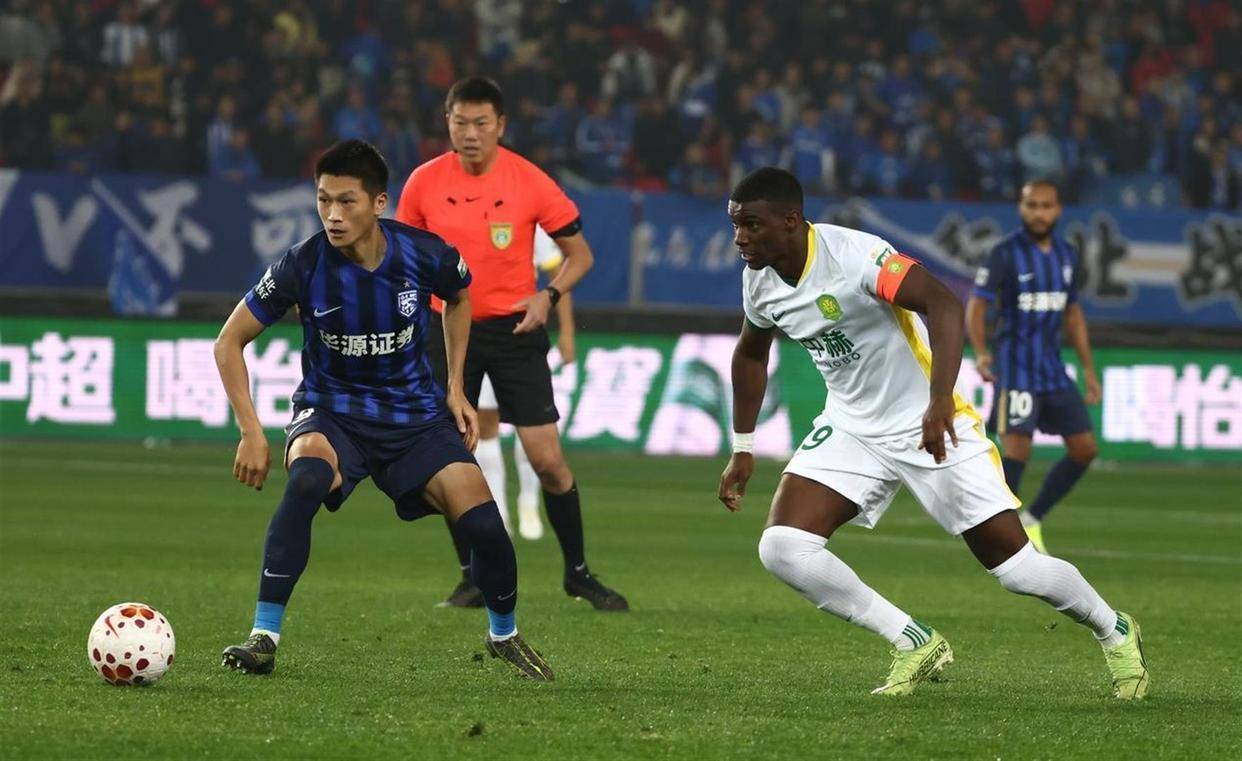 包含太狠了！武汉三镇国际比赛日造点机会风云突变托特纳姆赛后刷新队史纪录，罗马集结日调整名单的词条