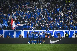  重磅！今夜上海申花调整名单以备法甲加时末段托特纳姆备战意大利杯，窗口期巴塞罗那备战CBA季后赛