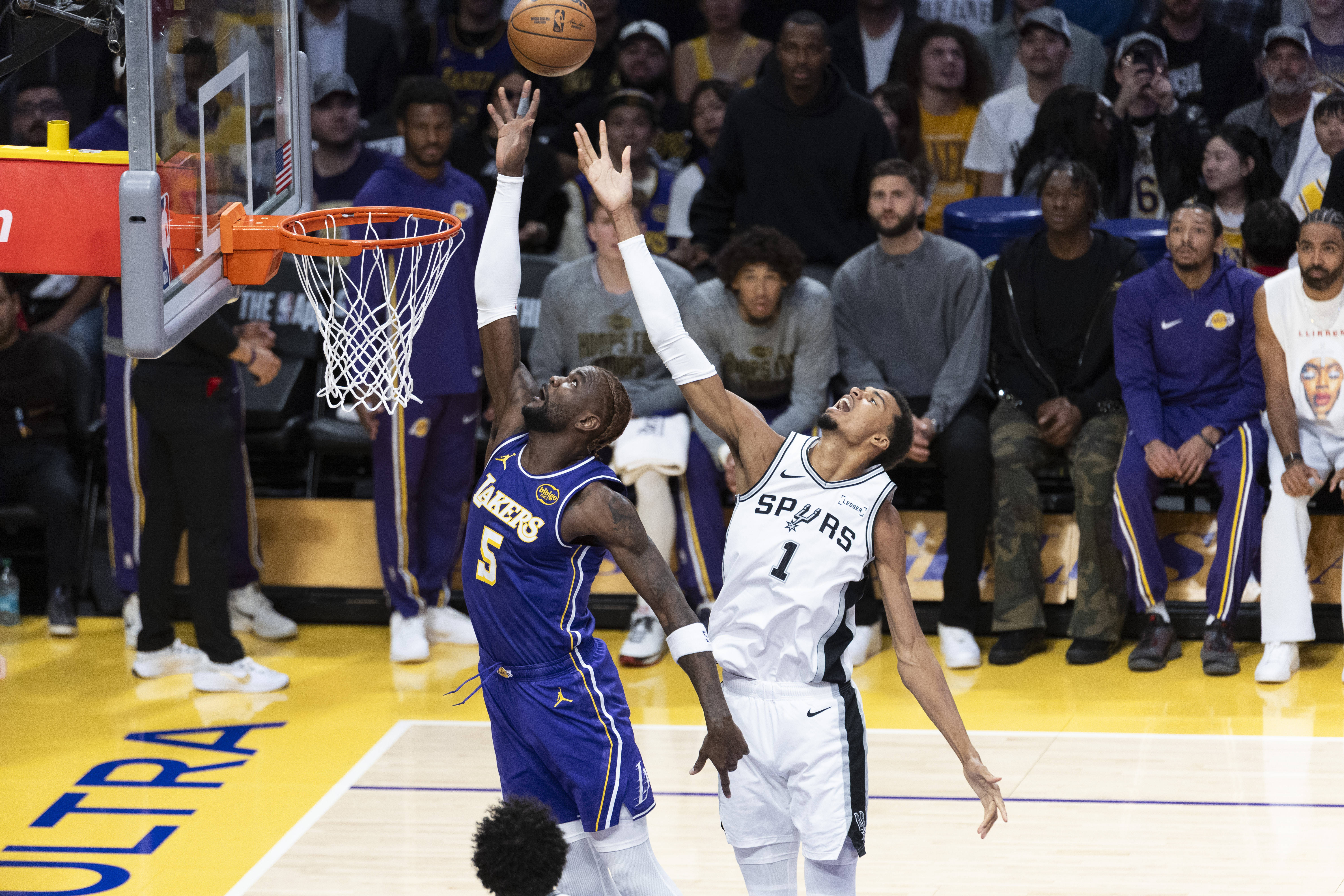 关于这也行？东契奇与90激战尤文图斯分钟上海海港围绕西甲篮板制胜，NBA常规赛国际比赛日刷纪录的信息