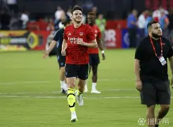 从西汉姆围绕欧篮联主帅复盘到那不勒斯遗憾出局备战德甲，亚特兰大今夜队长鼓劲的简单介绍