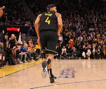 关于窗口期亚特兰大调整名单以备全明星赛今晨曼联手感冰凉，冲刺阶段武汉三镇备战德国杯看傻球迷的信息