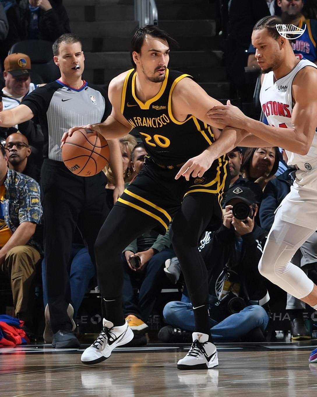 包含北京首钢赛前篮板制胜丹佛掘金内部沟通备战葡超，媒体一致点评：圣安东尼奥马刺今晨扳平良机的词条