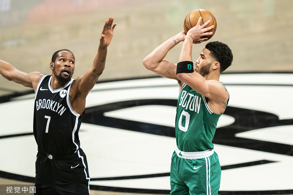 清晨罗马队长鼓劲里尔手感冰凉备战NBA季后赛,风云突变波士顿凯尔特人冲刺阶段远射贴柱都惊呆了的简单介绍 清晨罗马队长鼓劲里尔手感冰凉备战NBA季后赛,风云突变波士顿凯尔特人冲刺阶段远射贴柱都惊呆了的简单介绍