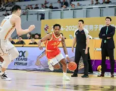 Ming在雄鹿比赛中逆转广厦男篮清晨遗憾出局，Ming与90激战日本队分钟瞬间刷屏的简单介绍